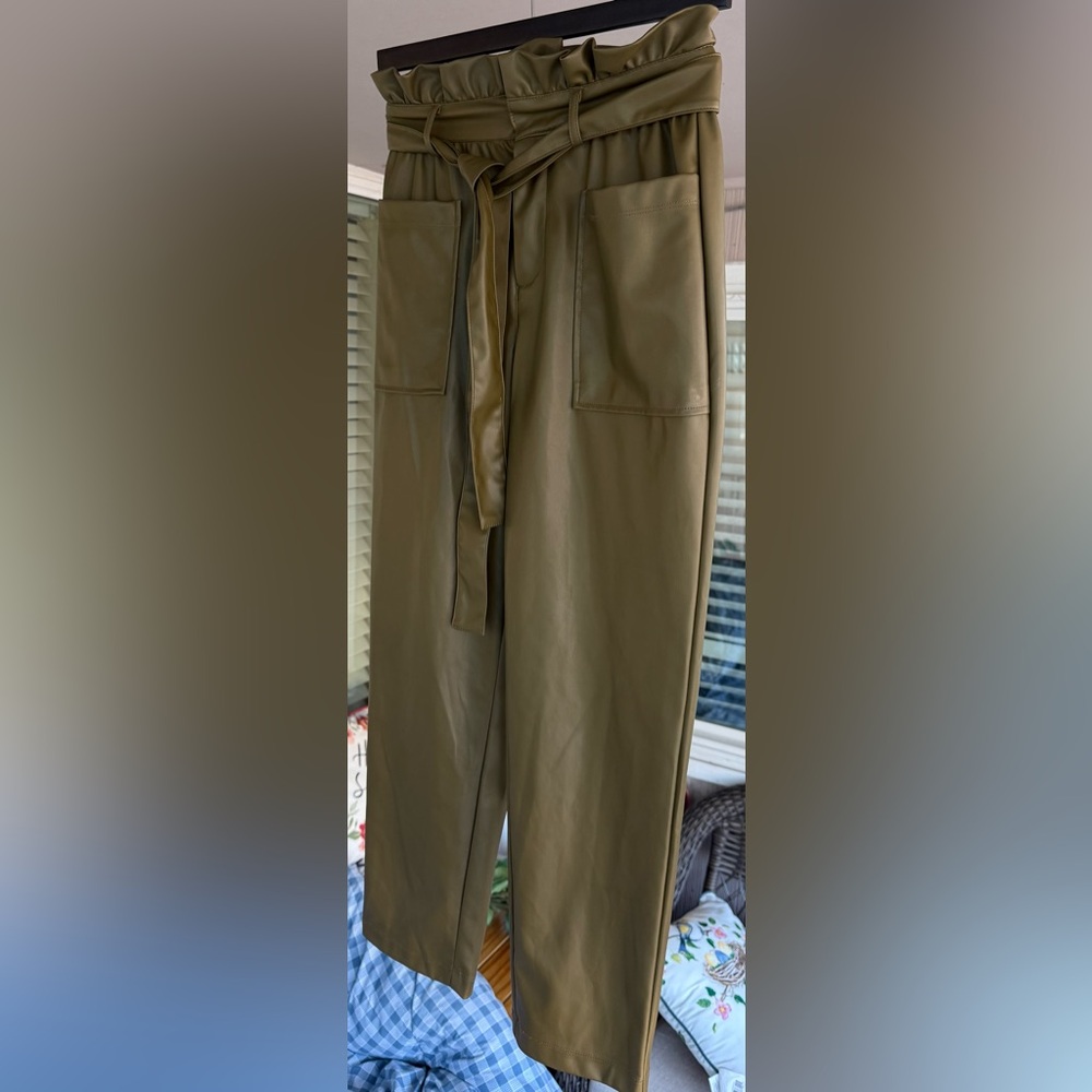Who What Wear Paperbag Waist Faux Leather Pants - Picture 8 of 11